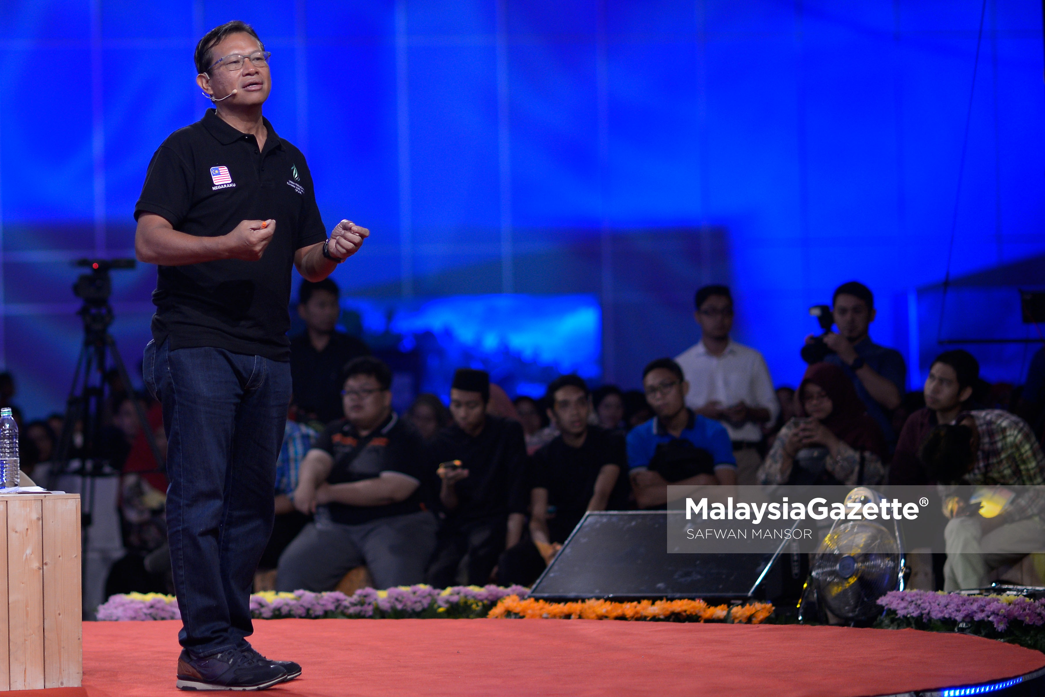 Menteri Pertanian dan Industri Asas Tani, Datuk Seri Shabery Cheek berucap pada Program Chillax Agropreneur Muda TN50 di MAEPS Serdang. foto SAFWAN MANSOR, 12 APRIL 2017