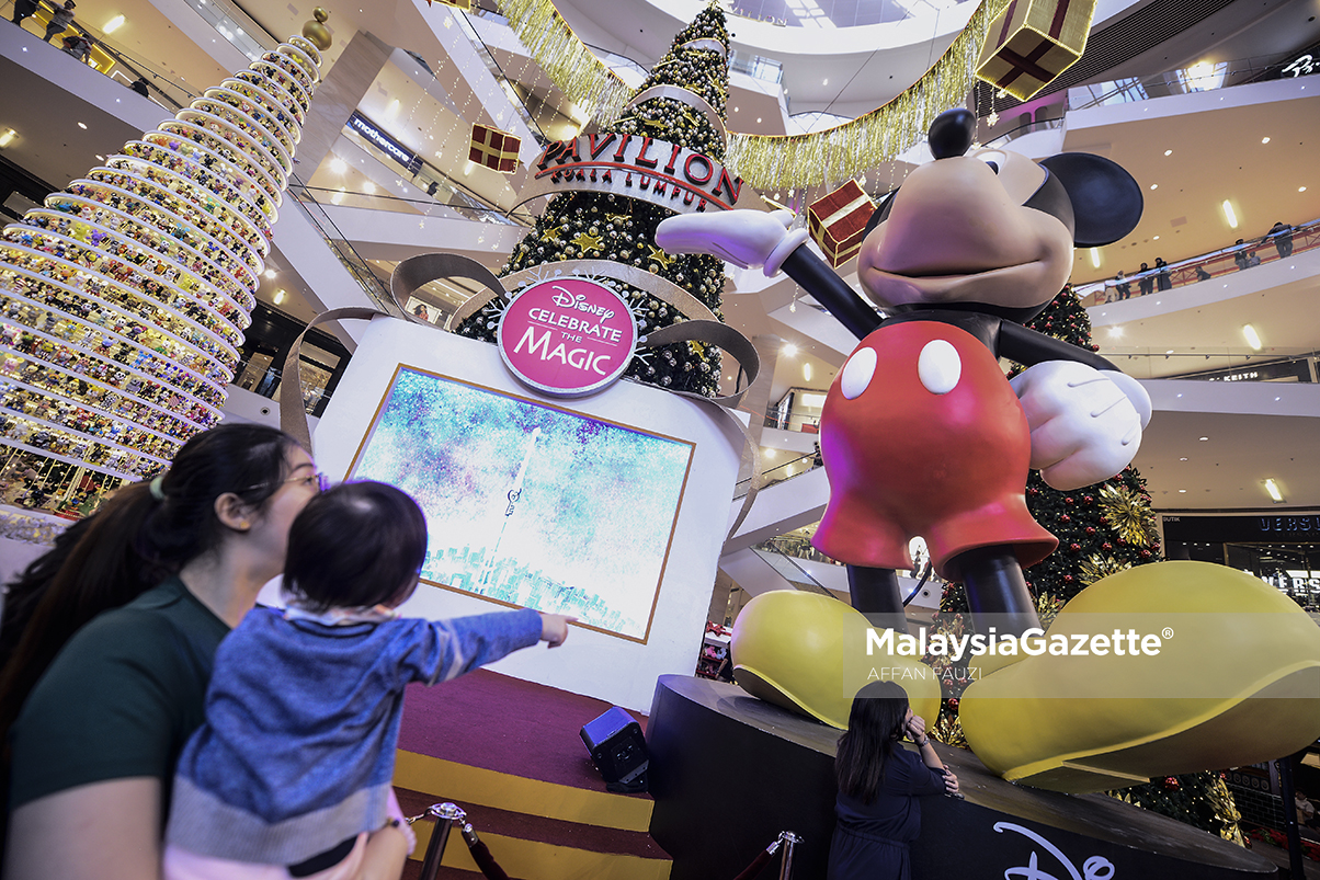 MGF23112018_HUMAN INTEREST MICKEY MOUSE04