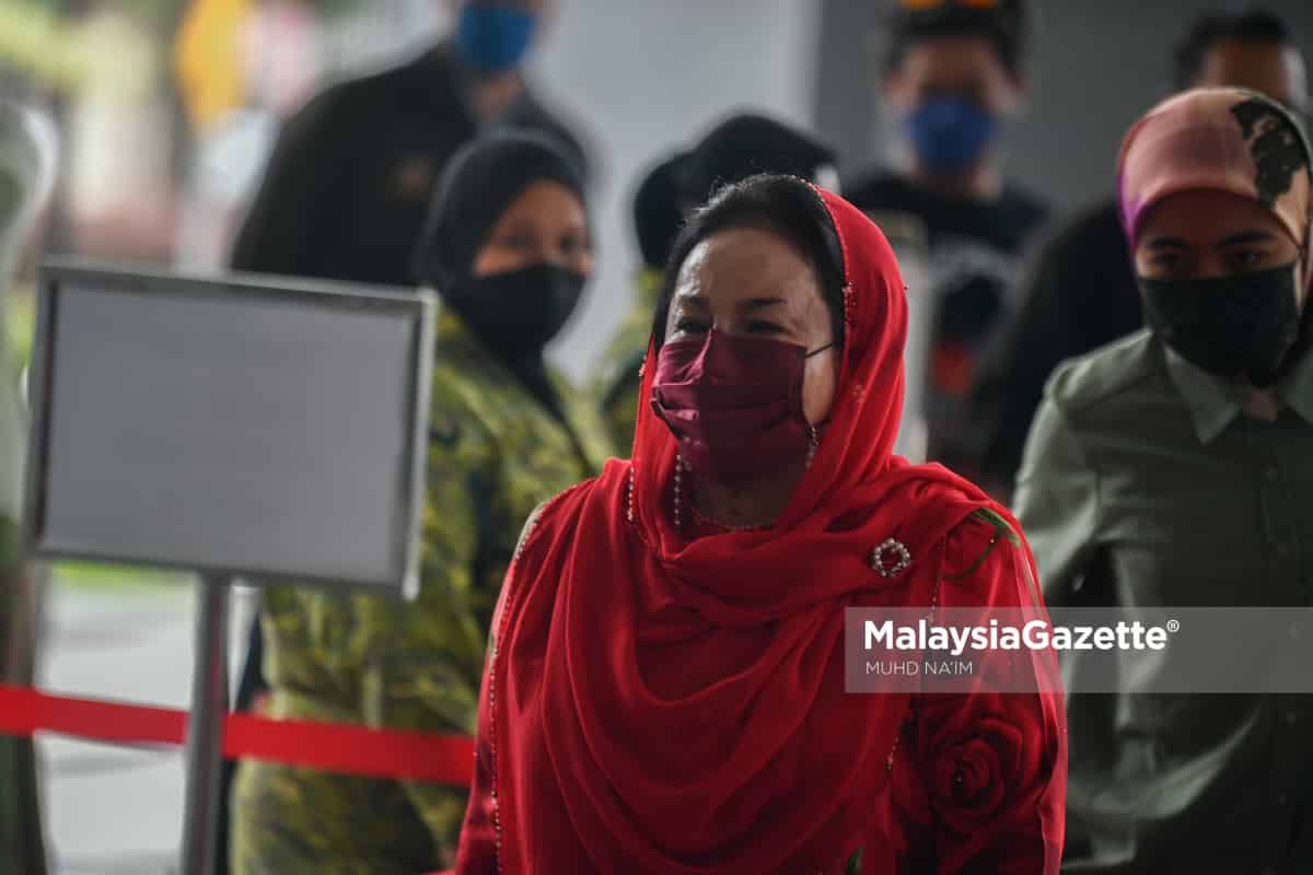 Mei Tarikh Tetapkan Keputusan Kes Rasuah Rosmah