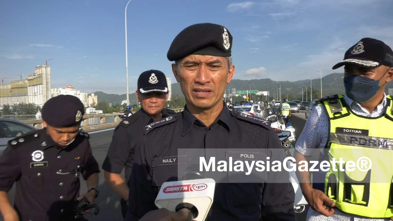 Nahas Jambatan P Pinang Polis Rakam Keterangan Pemandu Treler