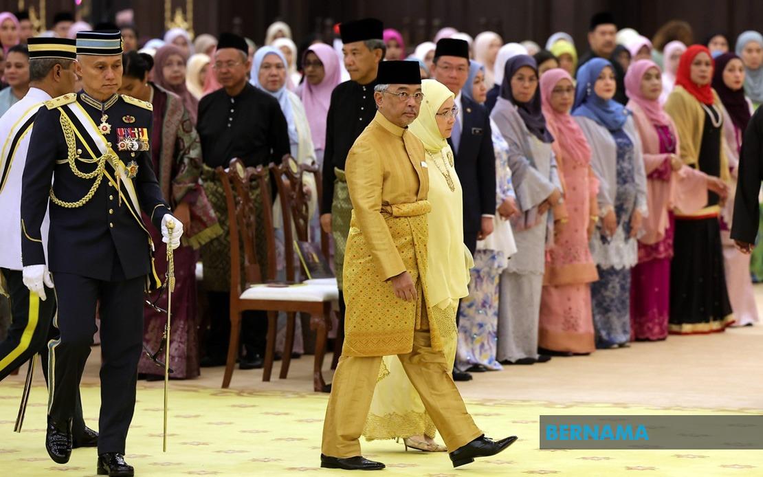 Agong Kurnia Gelaran Datuk Kepada Pengarah Urusan Kumpulan Mag Pelakon