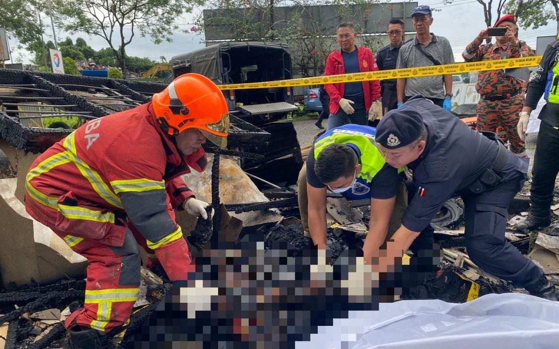 Pasangan Warga Emas Maut Dalam Kebakaran Di Bengkel Kenderaan