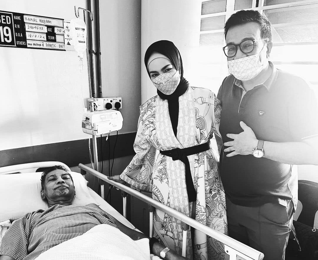 Siti Nurhaliza Akan Tunai Badal Haji Buat Huzz