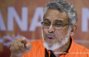 Pengarah Komunikasi Parti Amanah Negara (Amanah) Khalid Abdul Samad menyifatkan barisan kepimpinan PAS kini semakin lemah sehingga membenarkan diri mereka dipergunakan oleh UMNO, khususnya dalam soal Konvensyen Antarabangsa Mengenai Penghapusan Segala Bentuk Diskriminasi (ICERD).