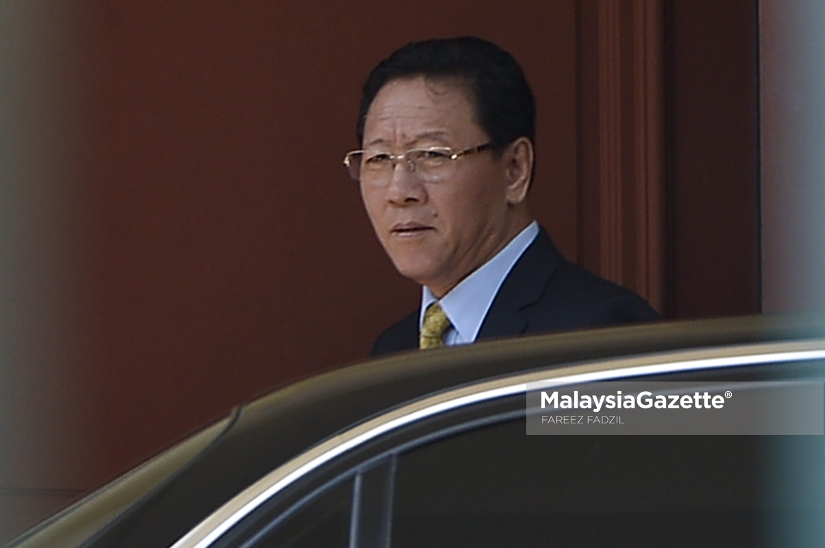 Duta Korea Utara ke Malaysia, Kang Chol kelihatan keluar dari kedutaan selepas diusir oleh Kerajaan Malaysia di Kedutaan Korea Utara, Damansara. foto FAREEZ FADZIL, 06 MAC 2017