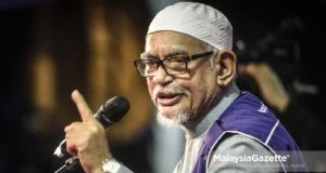 Kejayaan luar biasa Pas untuk mengekalkan pentadbirannya di Kelantan, selain merampas Terengganu dan memenangi 18 kerusi Parlimen bukan sahaja menafikan ramalan awal parti itu akan kecundang habis-habisan, malahan ia telah membuka mata ramai penganalis.