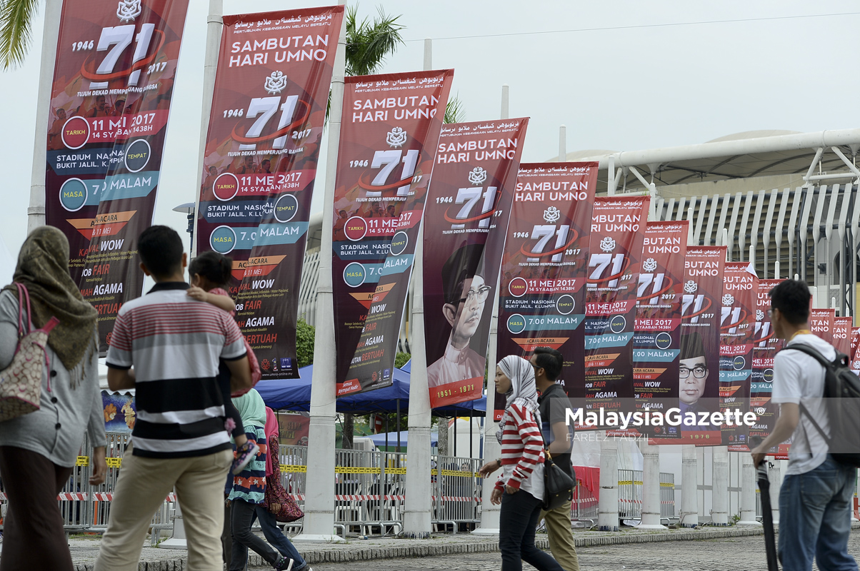 Orang ramai kelihatan hadir ke Karnival WOW sempena sambutan ulangtahun UMNO ke 71 semasa tinjauan Lensa Malaysia Gazette di Stadium Nasional Bukit Jalil, Kuala Lumpur. foto FAREEZ FADZIL, 10 MEI 2017