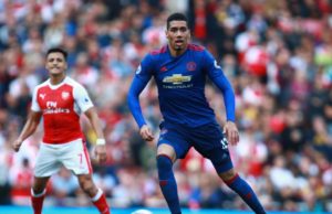 Mourinho sedia lepaskan Chris Smalling