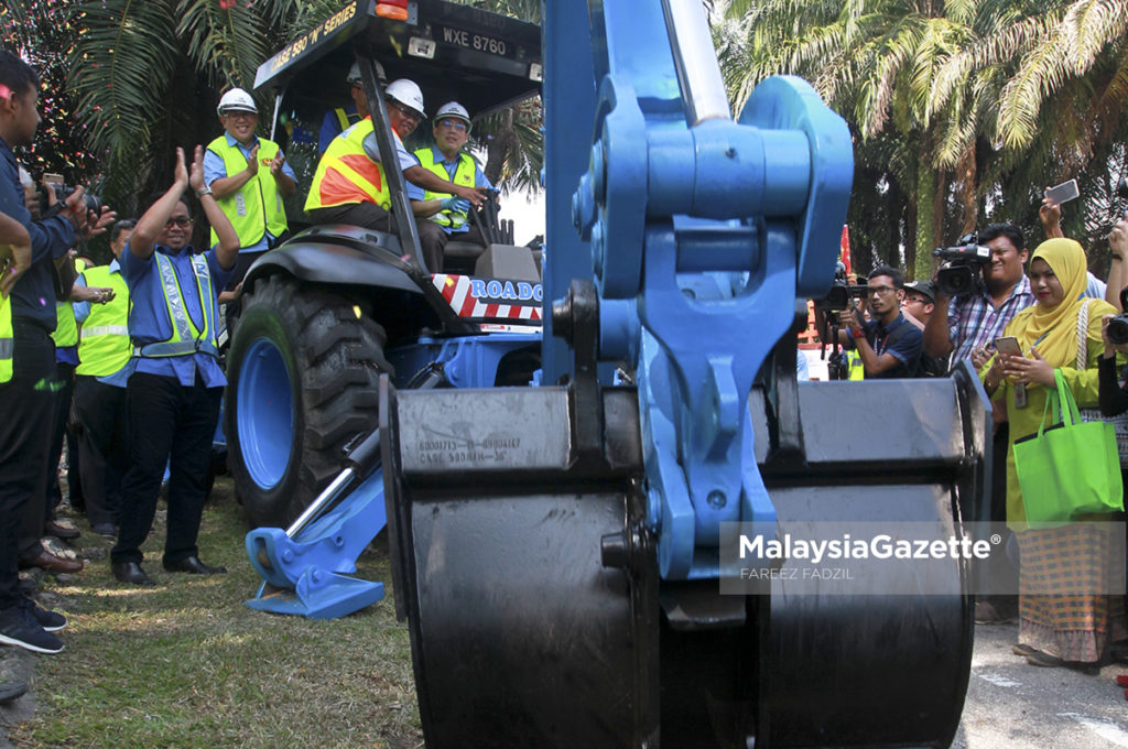 Majlis Pecah Tanah 'Overhead Motorcycle Bridge'