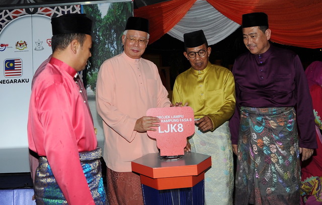 DATUK SERI NAJIB TUN RAZAK