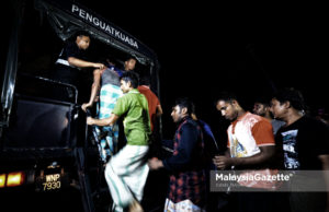 Majikan ‘lepaskan’ pekerja tanpa dokumen