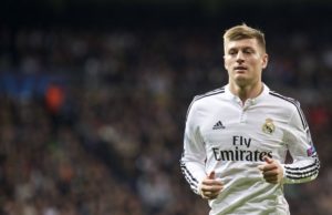 Man United bida Toni Kroos