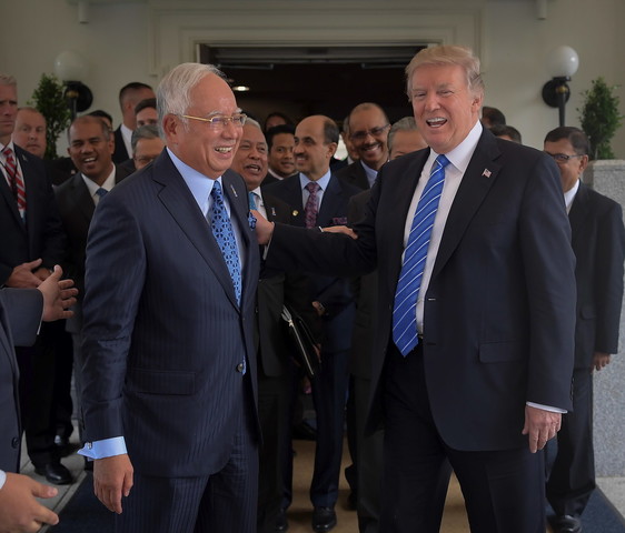 DATUK SERI NAJIB TUN RAZAK