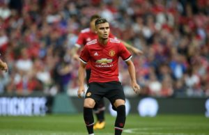 Pereira sambung kontrak