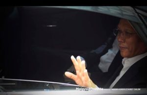 Shafie Apdal ditahan SPRM (VIDEO)