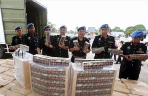 Rokok seludup bernilai RM2.39 juta dirampas