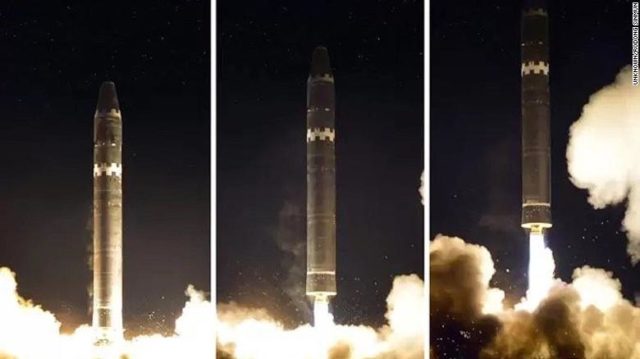 Higher quality images of Hwasong-15 launch