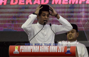 Ketua Pergerakan Pemuda UMNO, Yb Khairy Jamaluddin menyampaikan ucapan dasar pada Perhimpunan Agung Pergerakan Pemuda UMNO Malaysia 2017 di Dewan Tun Hussien Onn, Pusat Dagangan Dunia Putra (PWTC), Kuala Lumpur. foto HAZROL ZAINAL, 06 DISEMBER 2017