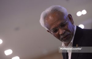 Tan Sri Shahrir Abdul Samad. UMNO President Prime Minister