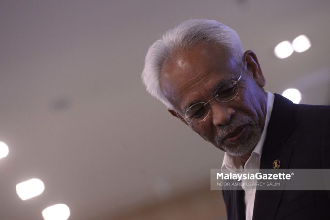 Tan Sri Shahrir Abdul Samad. UMNO President Prime Minister