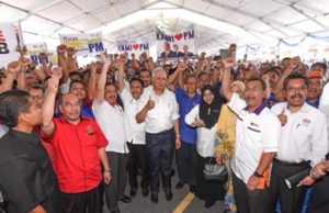 Penjawat awam lebih patriotik daripada pihak tertentu – PM Najib