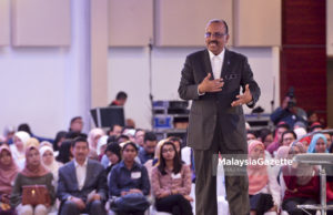 JPA ambil graduan cemerlang sebagai kadet PTD – Ali Hamsa