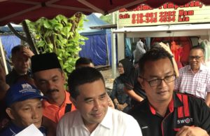 UMNO Titiwangsa, NGO lapor polis poster sabotaj Datuk Johari