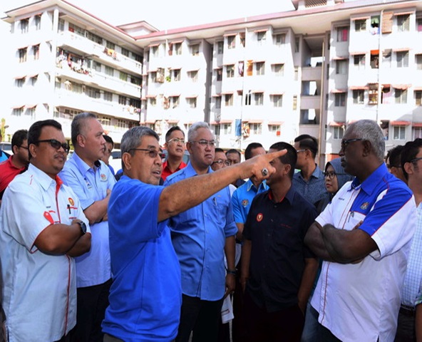 TAN SRI NOH OMAR