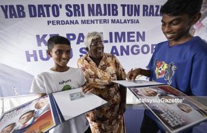 Terima kasih PM untuk MyKad – Pelajar