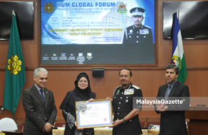 Mustafar dilantik Profesor Adjung UIAM
