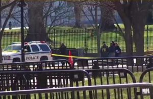 Lelaki bunuh diri di White House