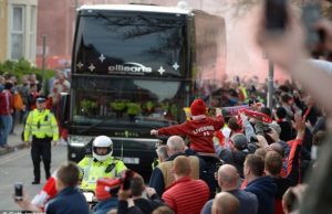 Liga Juara Eropah: Langgar amaran polis sedia masuk penjara