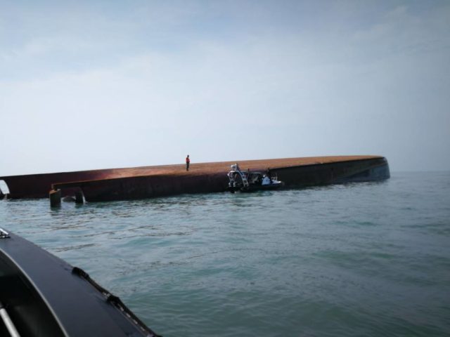 kapal korek main1