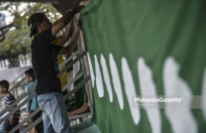Dr Mahathir tidak faham pendirian tidak tetap Pas