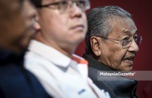 Hadi lebih baik jadi ustaz ajar agama sahaja – Tun M