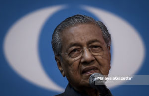 Mahathir membayangkan hasratnya untuk menunaikan janji menghapuskan GST.