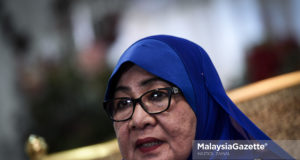 Calon Barisan Nasional, N.08 Bukit Pasir, Datuk Noriah Mahat pada Program Salam Sayang DUN Bukit Pasir di Pagoh, Johor. foto HAZROL ZAINAL, 27 APRIL 2018.