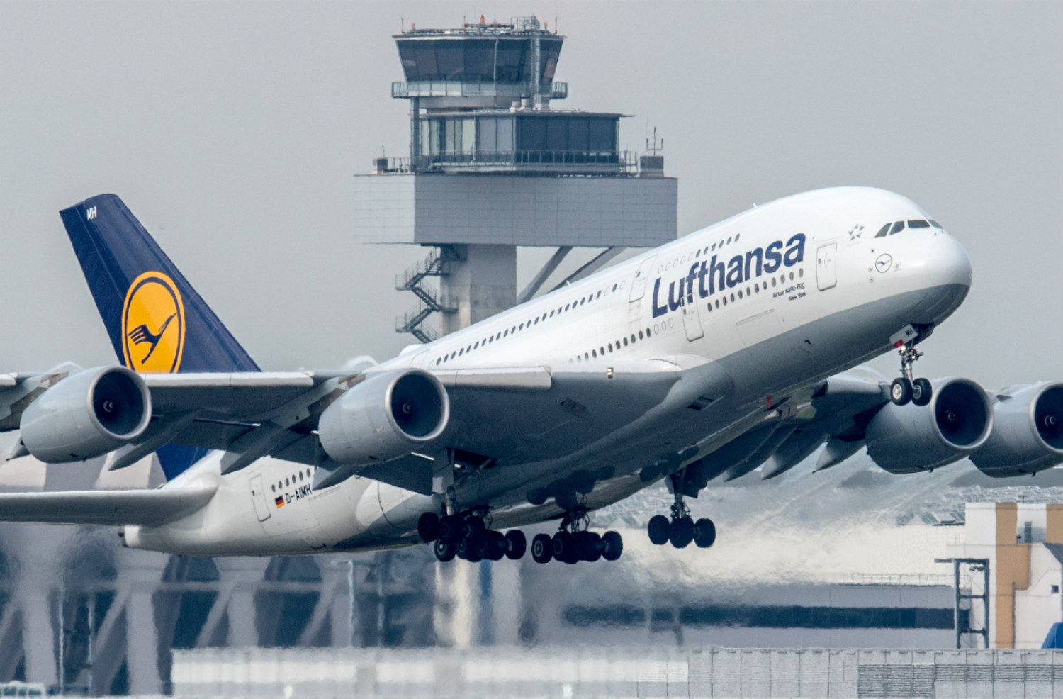 Kru kabin Lufthansa rancang mogok dua hari