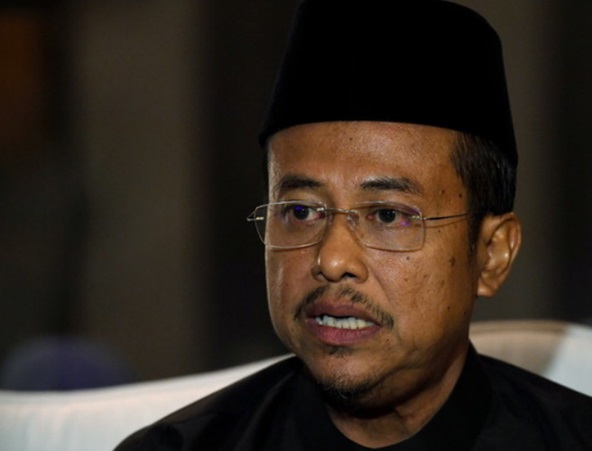 AHMAD SAMSURI MOKHTAR