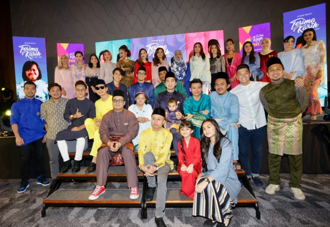 Rangkaian Televisyen Media Prima (MPTN) tidak melepaskan peluang menceriakan suasana atau mood raya melalui pelbagai program menarik terutamanya sepanjang minggu raya pertama dan kedua.