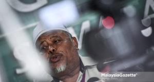 Abdullah Husin bercakap pada sidang media khas PAS di Pejabat Badan Perhubungan Pas Negeri Johor, Bandar Baru Uda, Johor. foto HAZROL ZAINAL, 01 MEI 2018.