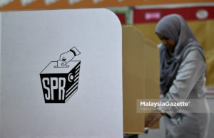 Proses pengundian bagi Pilihan Raya Umum Ke-14 (PRU14) bermula hari ini dengan sebanyak 8,253 pusat mengundi dibuka serentak di seluruh negara bermula 8 pagi.