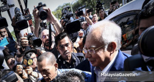 Bekas Perdana Menteri, Datuk Seri Najib Tun Razak hadir di Ibu Pejabat Suruhanjaya Pencegahan Ra­suah Malaysia (SPRM) bagi memberi keterangan berhubung siasatan kes SRC International Sdn. Bhd di Putrajaya. foto HAZROL ZAINAL, 22 MEI 2018.