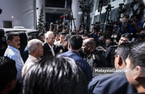Bekas Perdana Menteri, Datuk Seri Najib Tun Razak hadir di Ibu Pejabat Suruhanjaya Pencegahan Ra­suah Malaysia (SPRM) bagi memberi keterangan kali kedua berhubung siasatan kes SRC International Sdn. Bhd di Putrajaya. foto HAZROL ZAINAL, 24 MEI 2018.