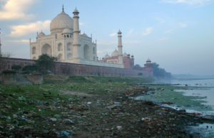 Mahkamah arah India dapat bantuan asing pulihkan Taj Mahal