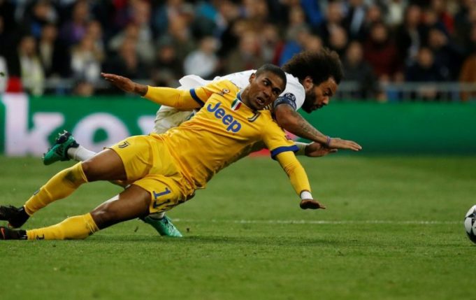 costa Douglas Costa pemain antarabangsa Brazil