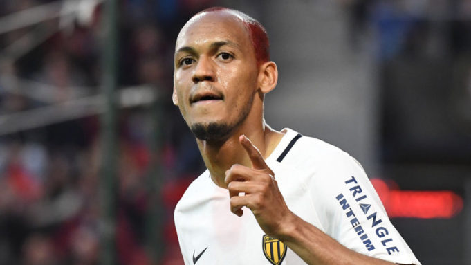 fabinho Pemain tengah Monaco, Fabinho kini menjadi milik Liverpool apabila secara rasmi menandatangani untuk menyertai pasukan itu.