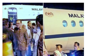 Dr. Wan Azizah dan Anwar bersama dua anaknya menaiki jet kerajaan untuk memenuhi jemputan Istana Kelantan, malam tadi.