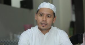 Datuk Dr Najmil Faiz Mohamed Aris.