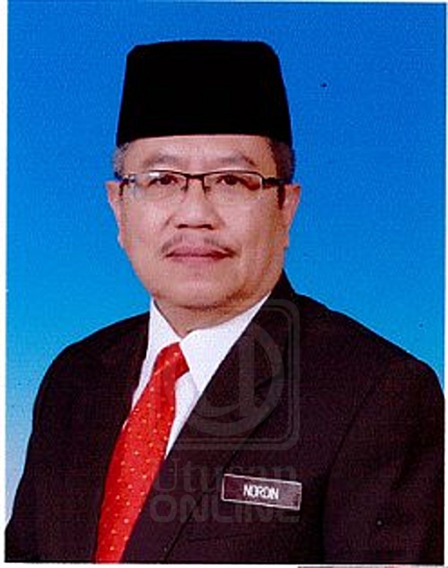 Datuk Mohamad Nordin Ibrahim telah berkhidmat dalam kerajaan selama lebih 34 tahun apabila mula dilantik sebagai Pegawai Hal Ehwal Islam pada 31 Januari 1984.